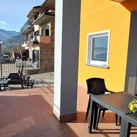Piazzo Sleeps 4 Pool Wifi