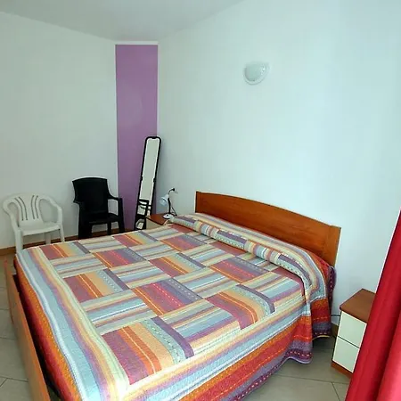Piazzo Sleeps 4 Pool Wifi شقة *