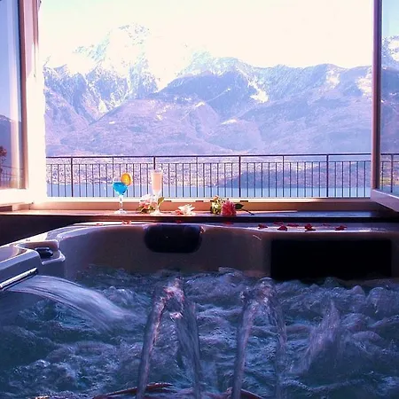 Piazzo Sleeps 4 Pool Wifi فيركانا