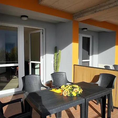 Piazzo Sleeps 4 Pool Wifi Daire *